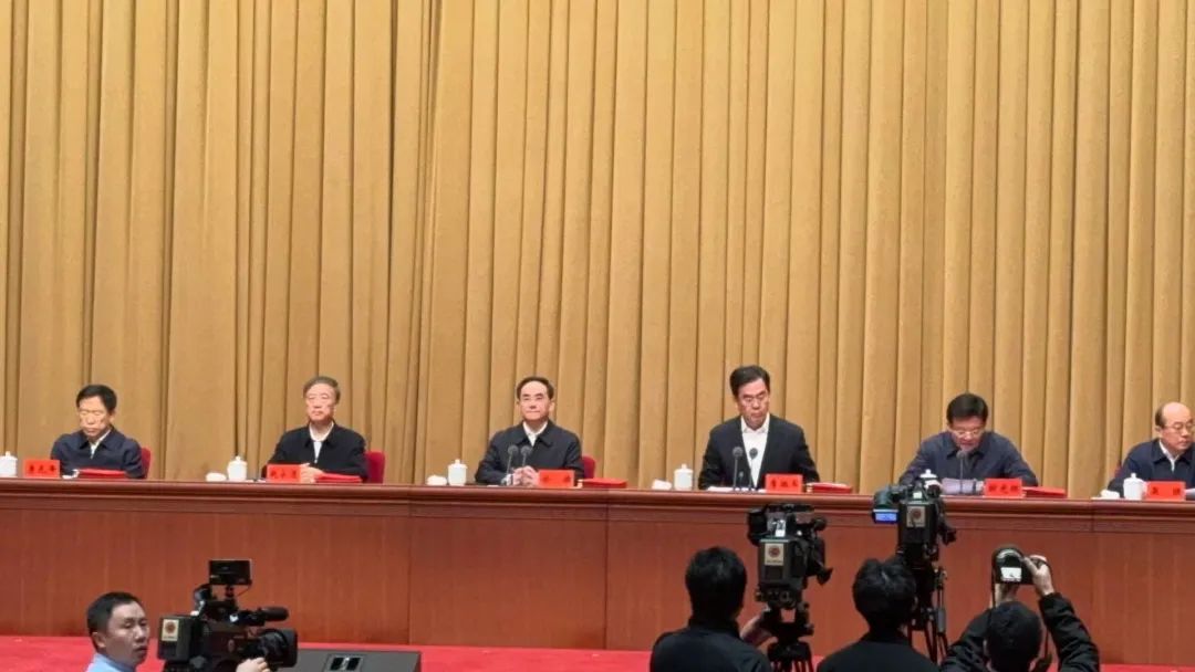 1_1709100829826263428.jpg 22.jpg